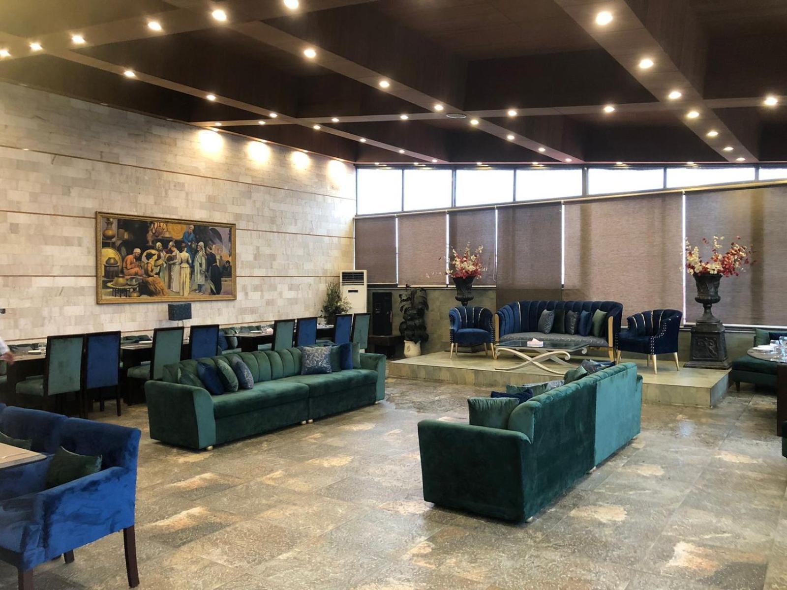 Maisonette Hotel & Apartments Lahore Exteriör bild
